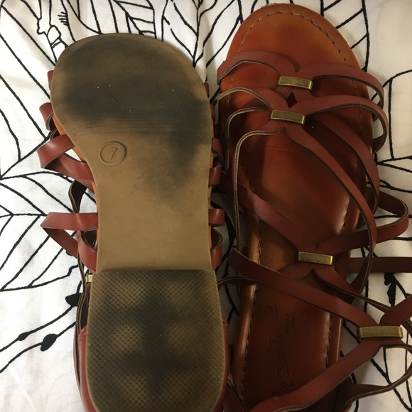 Size 7.5 Brown Leather Gladiator Sandals - Picture 4 of 4